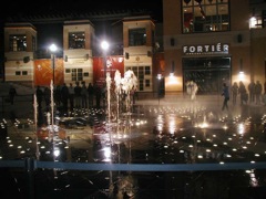 Gateway_Center_Fountain_3